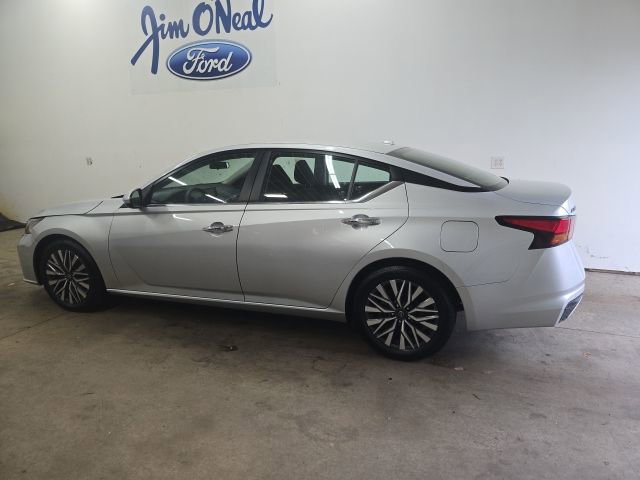 Used 2023 Nissan Altima 2.5 SV image 28