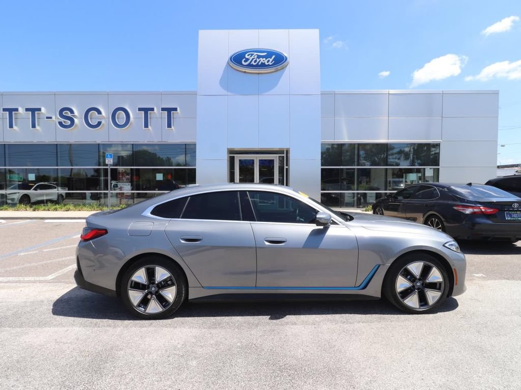 Used 2023 BMW i4 eDrive40 w/ Premium Package RWD image 16