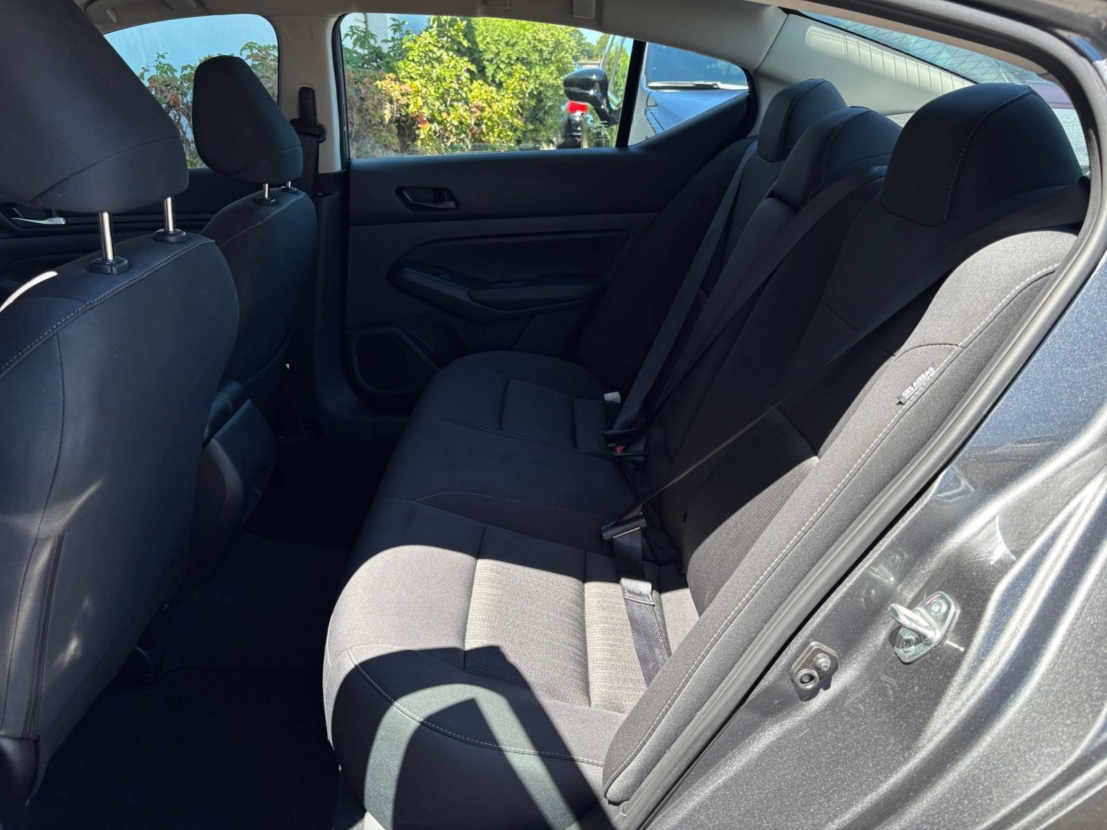 Used 2025 Nissan Altima 2.5 SV FWD image 27