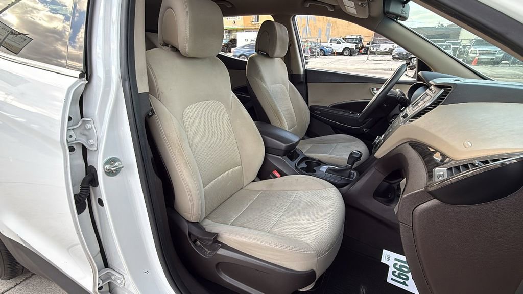 Used 2017 Hyundai Santa Fe Sport FWD image 34