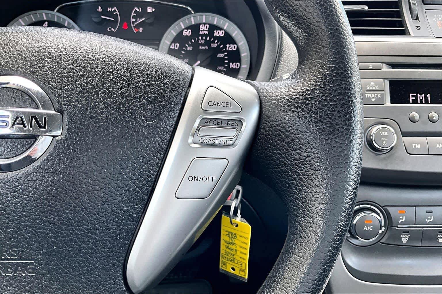 Used 2014 Nissan Sentra SV FWD image 25