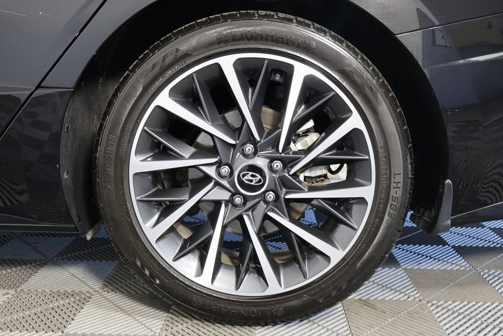 Used 2022 Hyundai Sonata Limited FWD image 14
