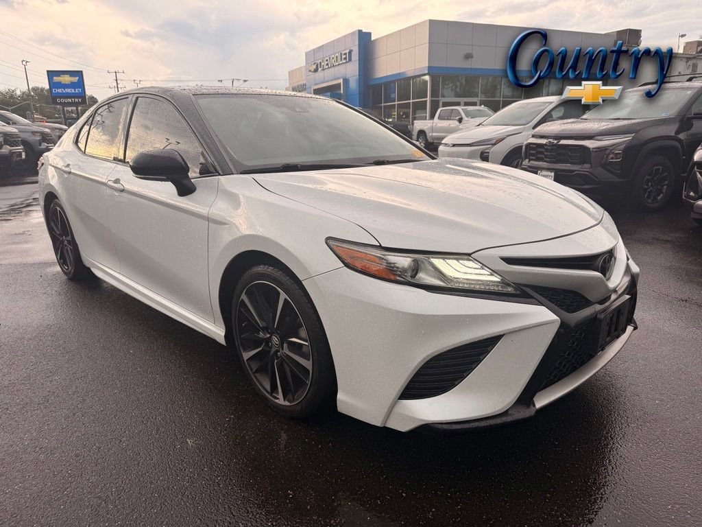 Used 2019 Toyota Camry XSE w/ Navigation Package FWD video 1