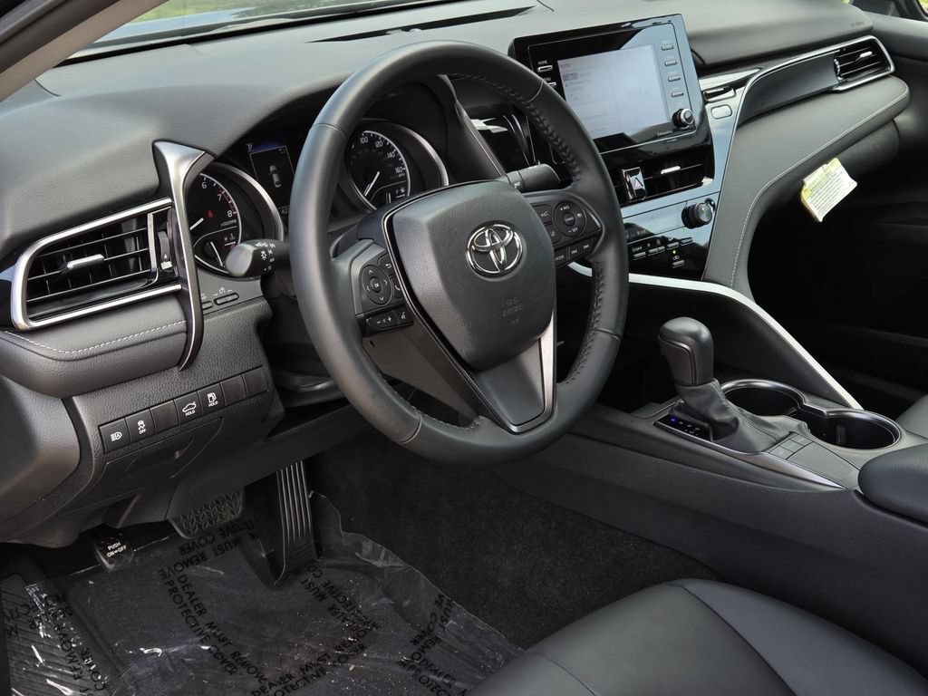 Used 2023 Toyota Camry SE FWD image 25