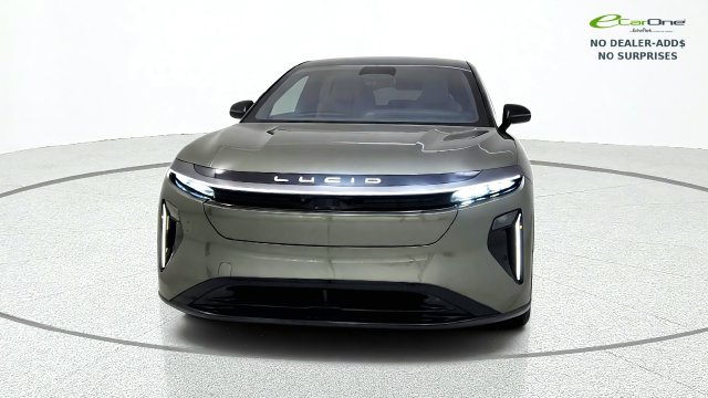 Used 2026 Lucid Gravity Grand Touring AWD/4WD image 2