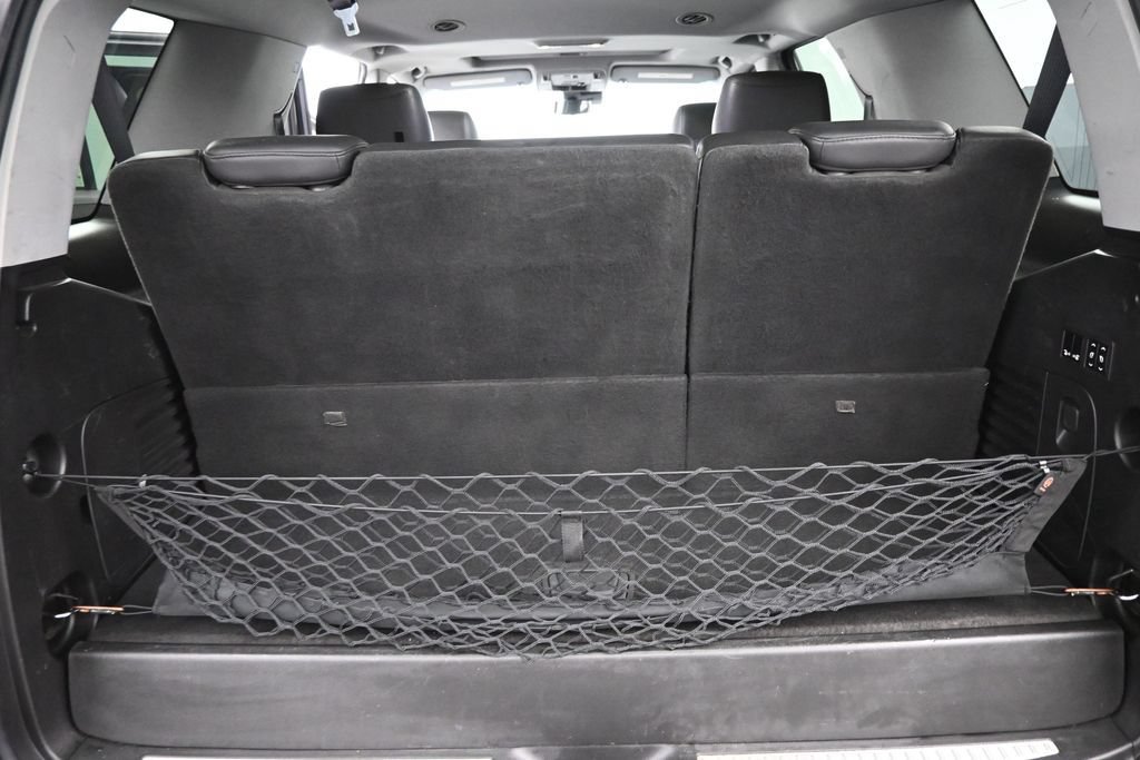 Used 2019 Cadillac Escalade Luxury AWD/4WD image 14