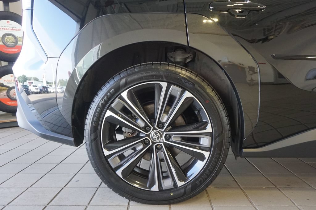 Certified 2023 Toyota bZ4X AWD w/ Weather Package image 35