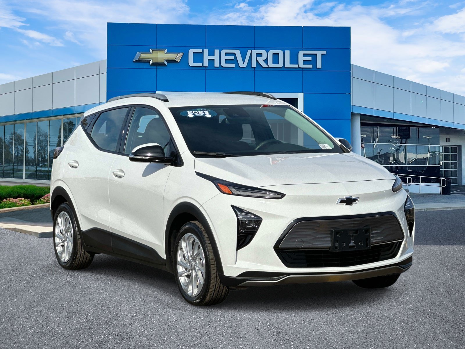 Certified 2023 Chevrolet Bolt EUV LT w/ Driver Confidence Package FWD image 1