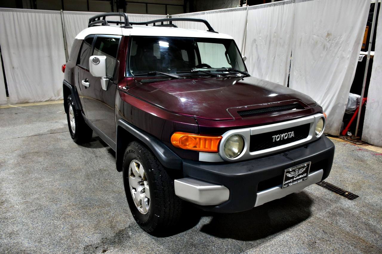 Used 2007 Toyota FJ Cruiser 2WD image 3