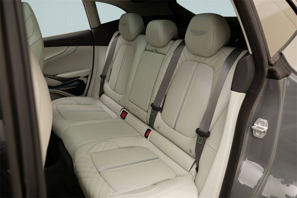 New 2025 Aston Martin DBX 707 image 26