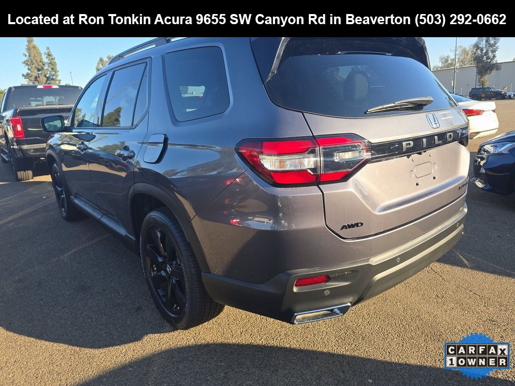 Used 2025 Honda Pilot Black Edition image 6