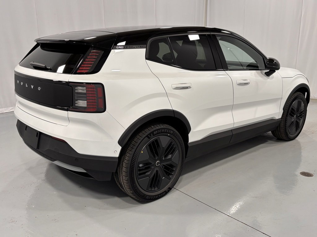 New 2026 Volvo EX30 Cross Country Ultra image 6