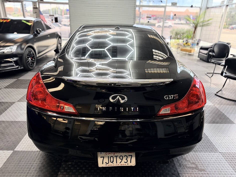 Used 2012 INFINITI G37 Sport RWD image 15