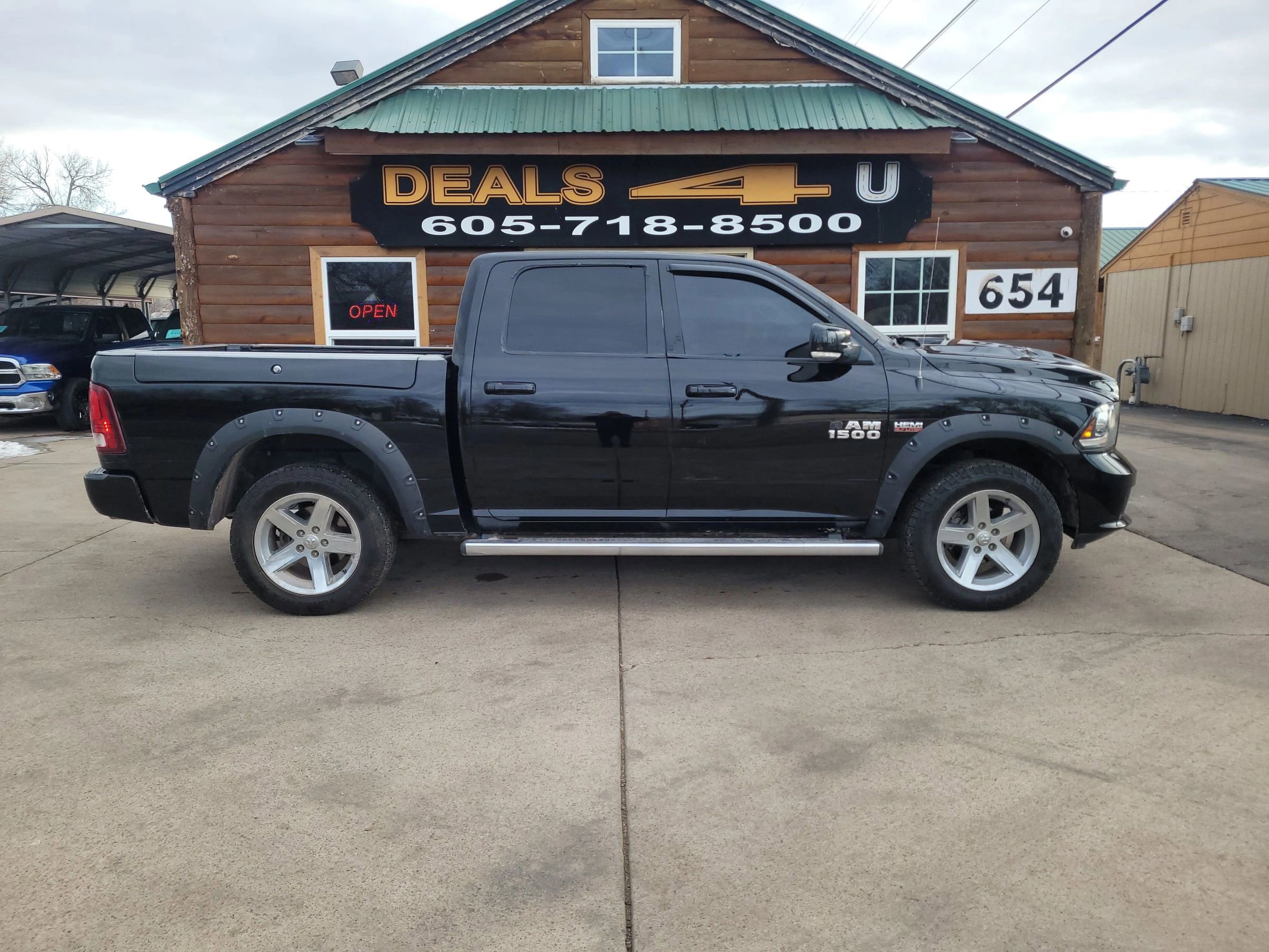 Used 2014 RAM 1500 Sport w/ Sport Premium Group image 2