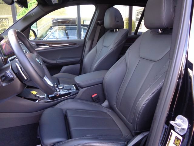 Used 2024 BMW X3 xDrive30i w/ Premium Essential Package AWD/4WD image 10
