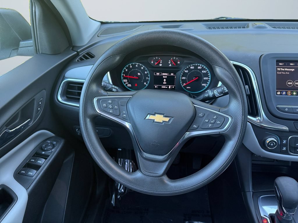 Used 2022 Chevrolet Equinox LS w/ Driver Confidence II Package FWD image 12