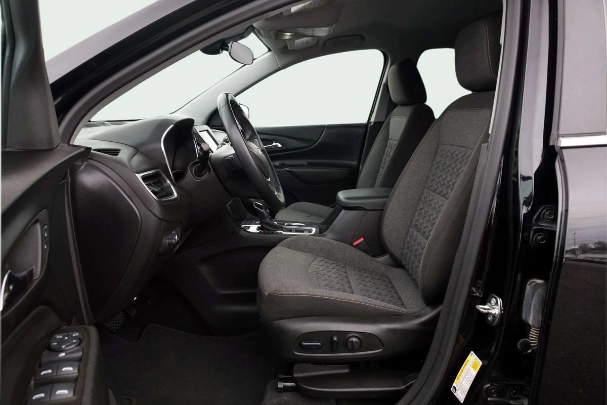 Used 2024 Chevrolet Equinox LT AWD/4WD image 18