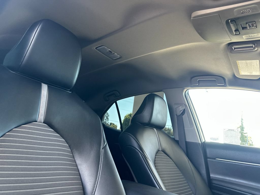 Used 2023 Toyota Camry SE w/ Protection Package (Q2) (TMS) FWD image 15