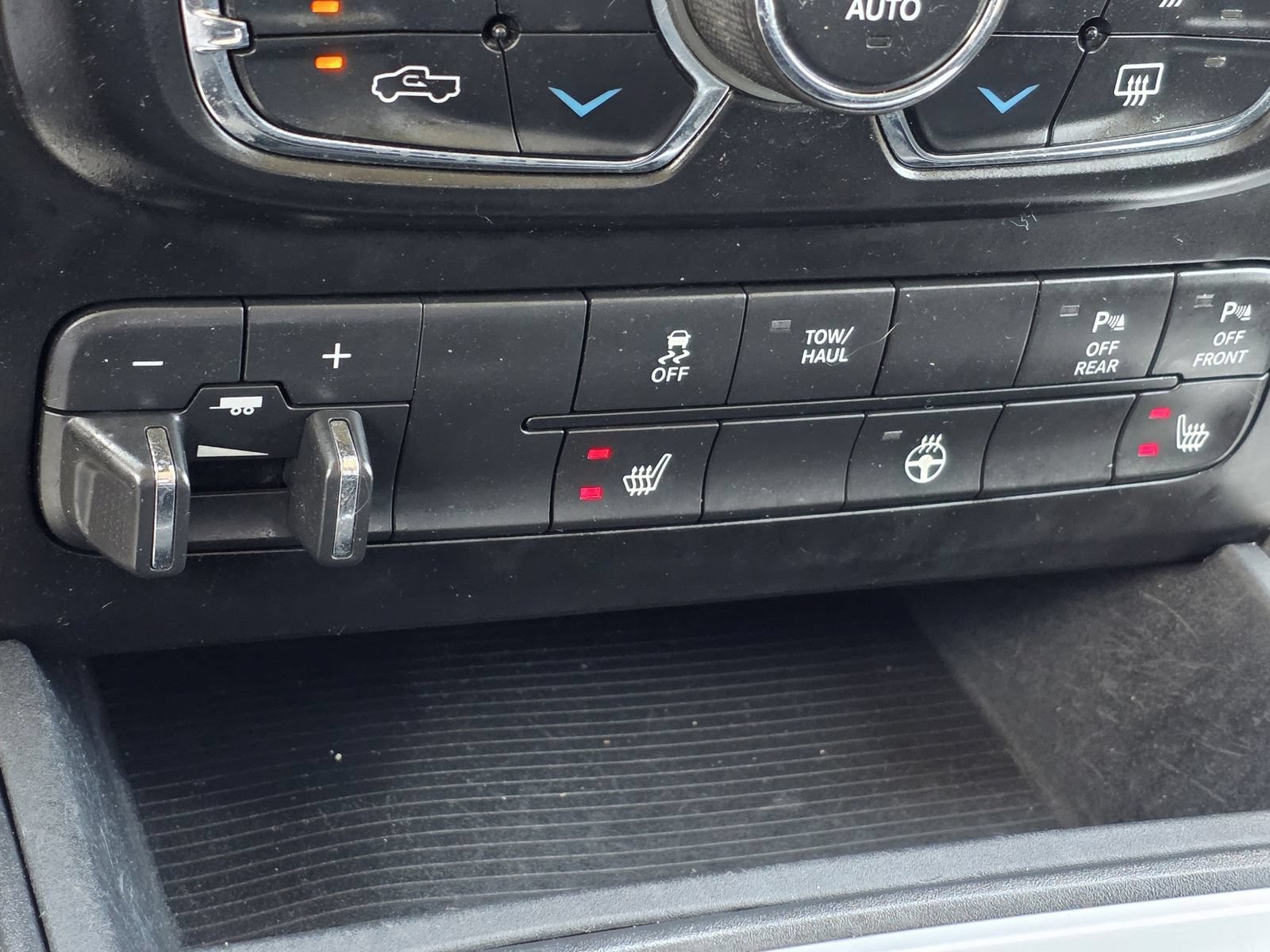 Used 2016 RAM 1500 Big Horn AWD/4WD image 27