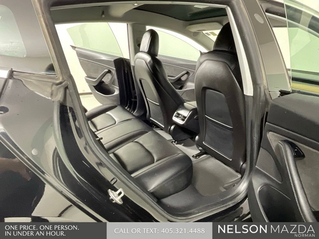 Used 2019 Tesla Model 3 Standard Range Plus image 15