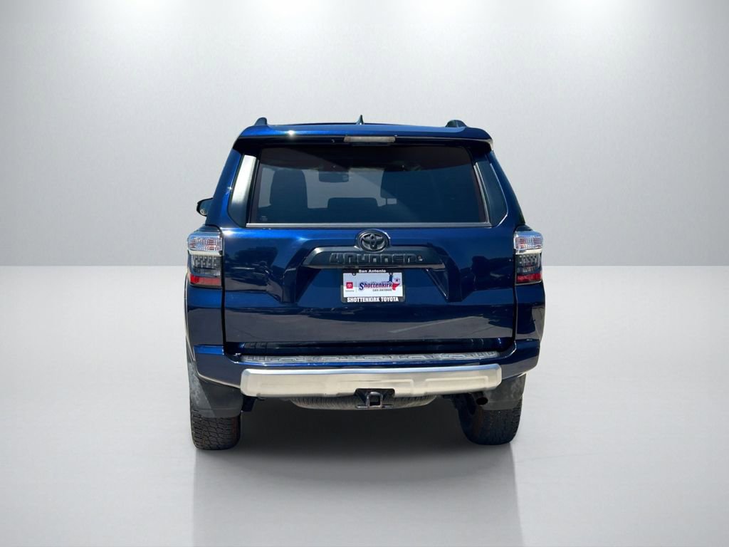 Used 2019 Toyota 4Runner TRD Off-Road Premium AWD/4WD image 6
