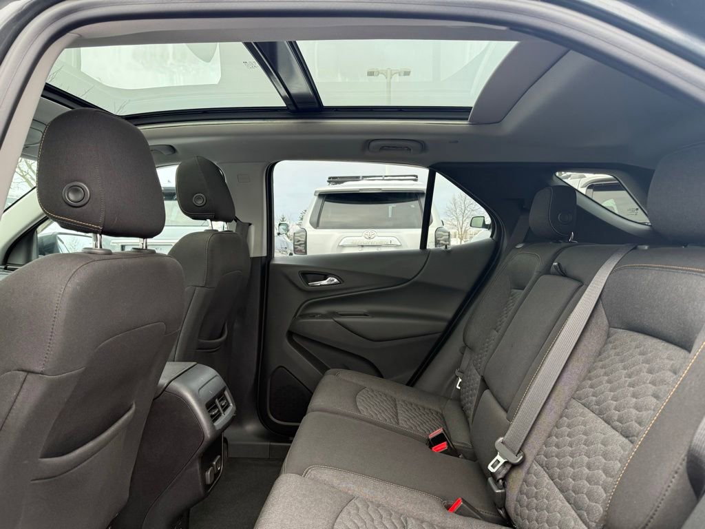 Used 2018 Chevrolet Equinox LT w/ Sun & Infotainment Package image 15