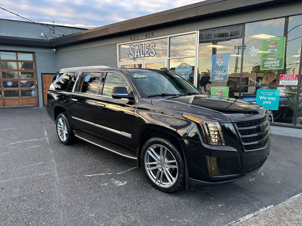 Used 2015 Cadillac Escalade ESV Luxury AWD/4WD image 3