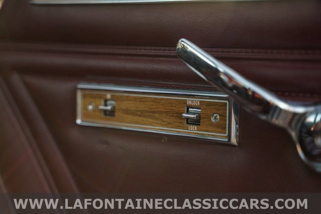 Used 1991 Jeep Grand Wagoneer image 98