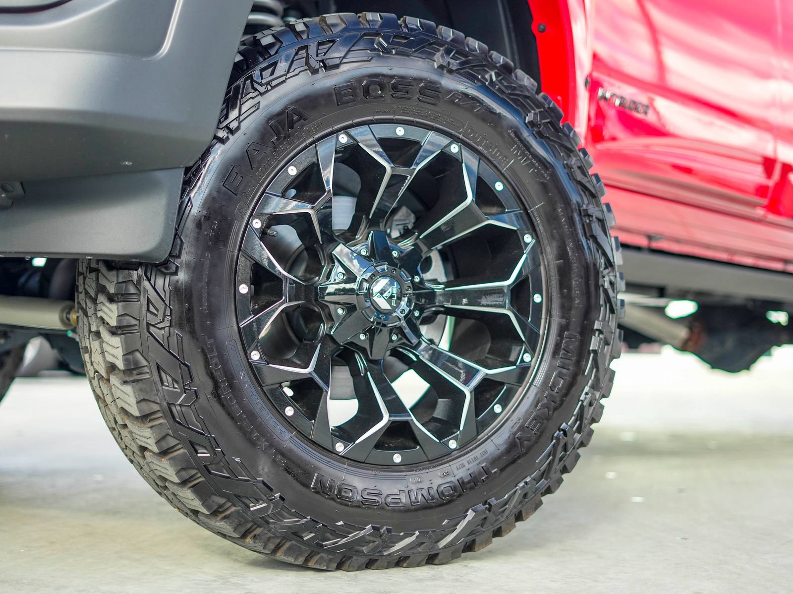 Used 2024 RAM 2500 Big Horn w/ Sport Appearance Package AWD/4WD image 2