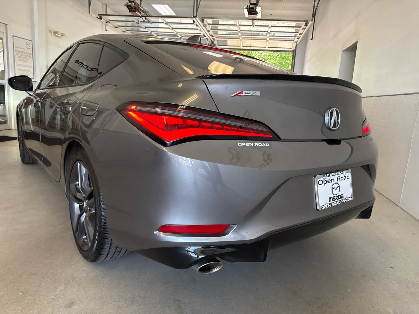 Used 2024 Acura Integra A-Spec FWD image 5