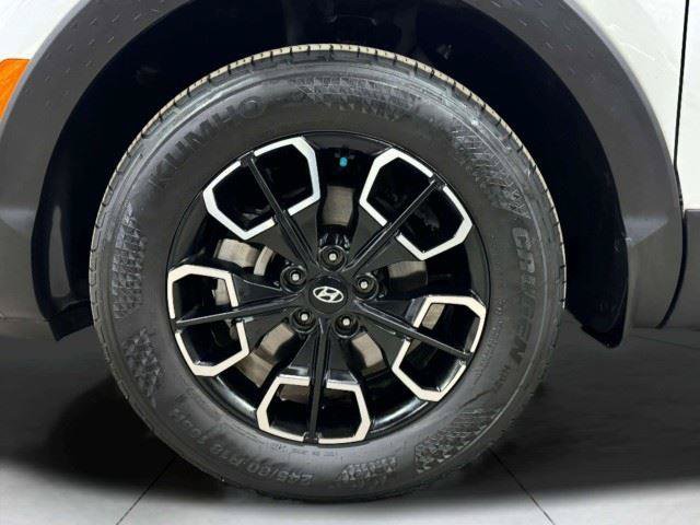 Used 2023 Hyundai Santa Cruz SEL w/ Activity Package FWD image 16