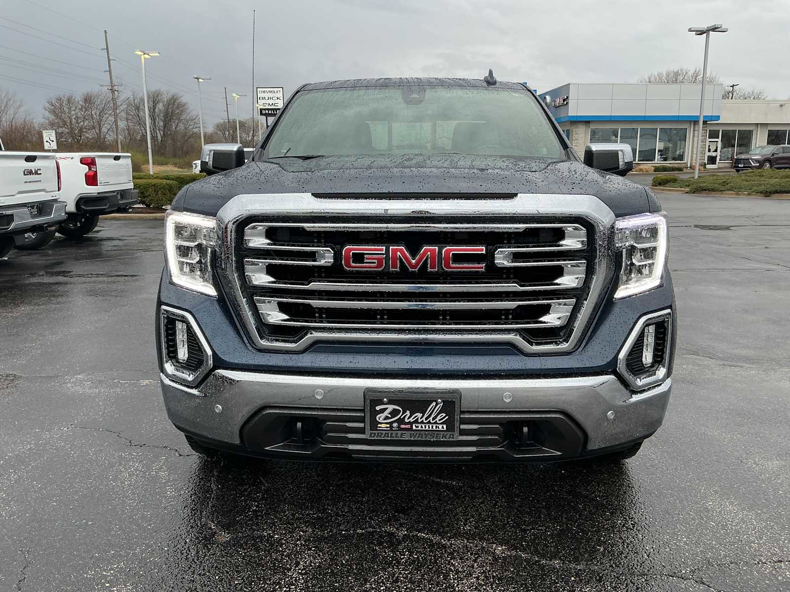 Used 2021 GMC Sierra 1500 SLT w/ SLT Premium Plus Package image 2