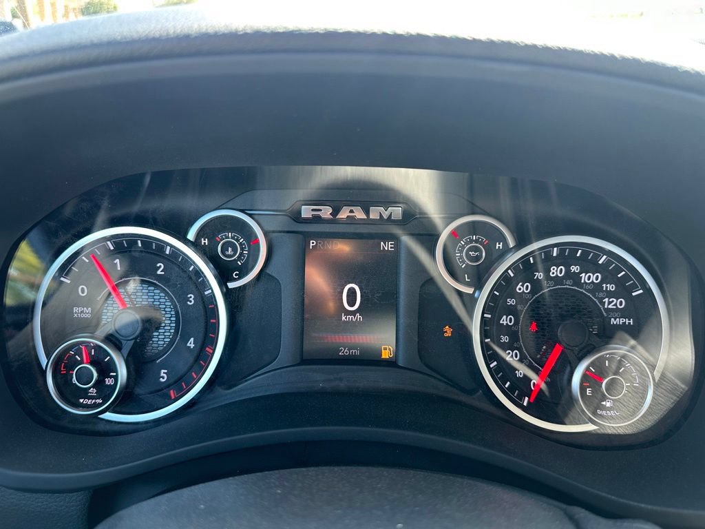 New 2026 RAM 2500 Big Horn AWD/4WD image 33
