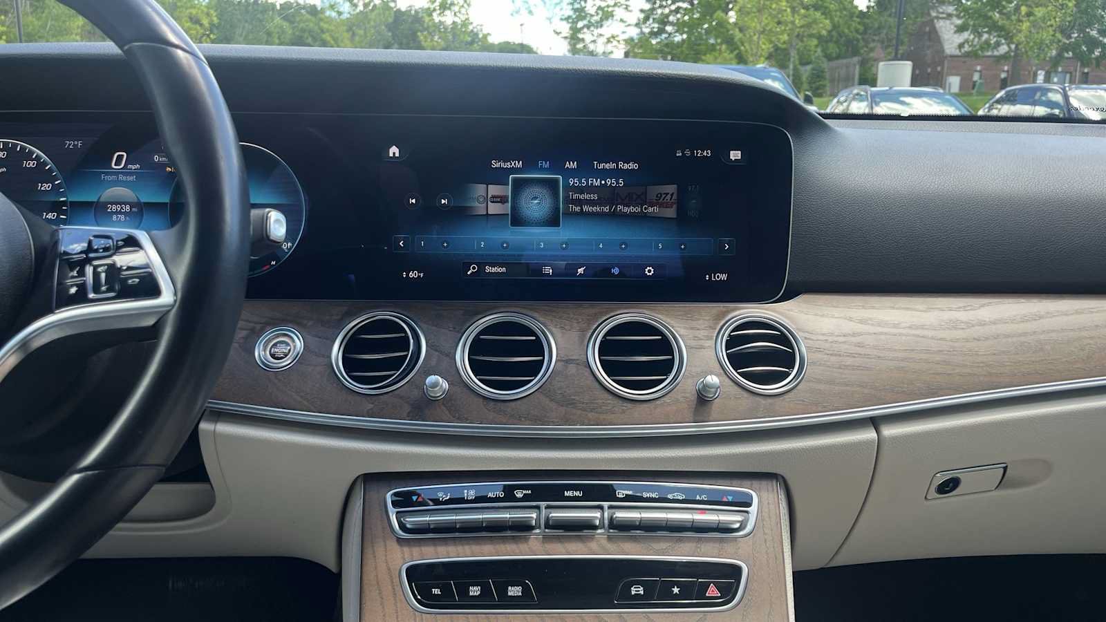 Certified 2023 Mercedes-Benz E 350 4MATIC Sedan image 42