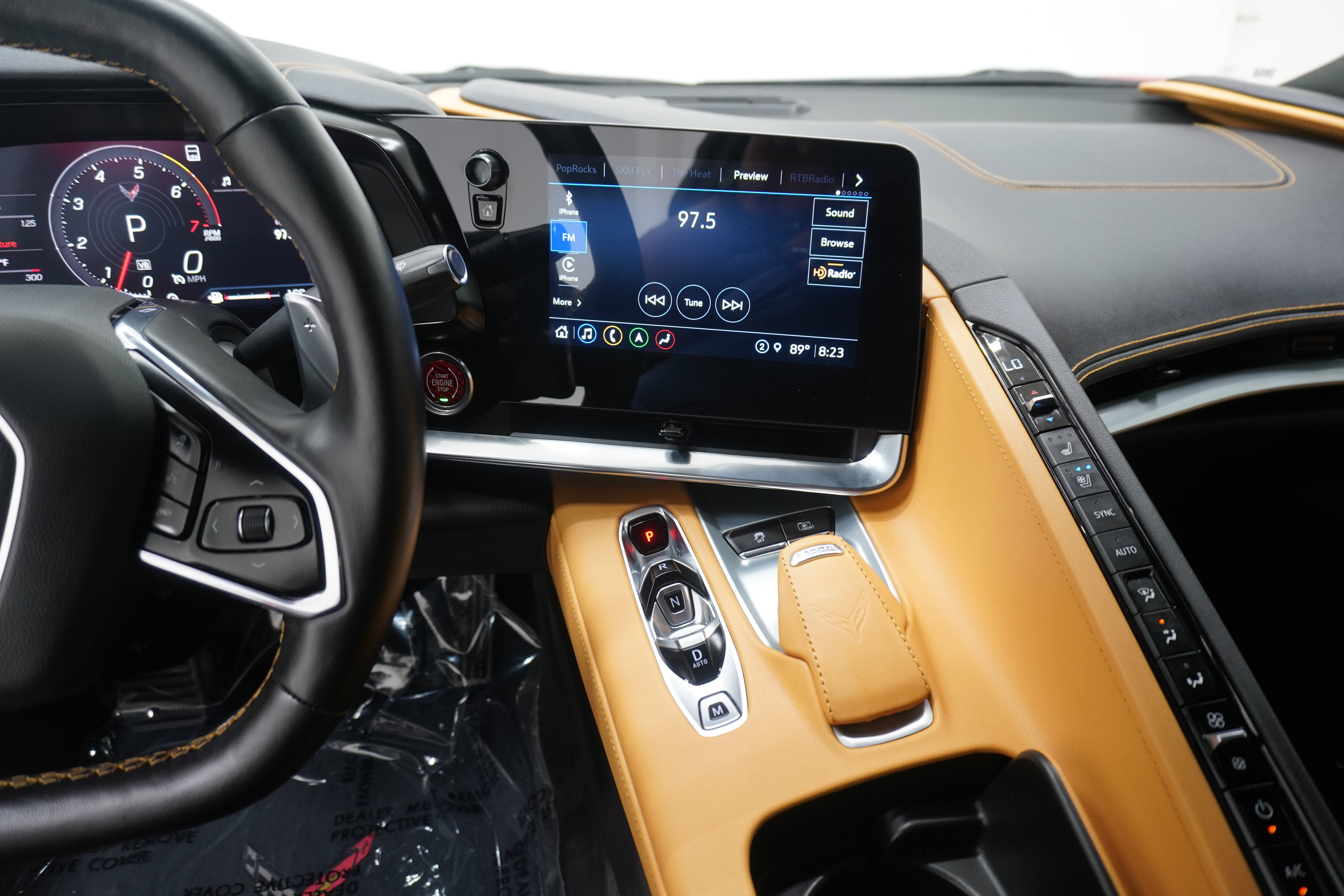 Used 2022 Chevrolet Corvette Stingray Preferred Cpe w/ Z51 Performance Package RWD image 23