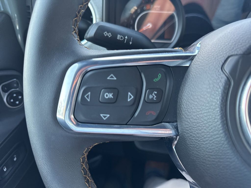 Used 2024 Jeep Wrangler Sahara w/ Safety Group image 17