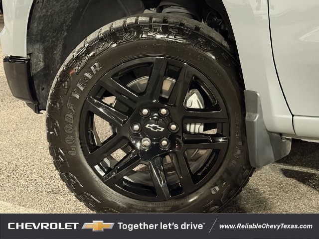 Used 2024 Chevrolet Silverado 1500 LT Trail Boss AWD/4WD image 10