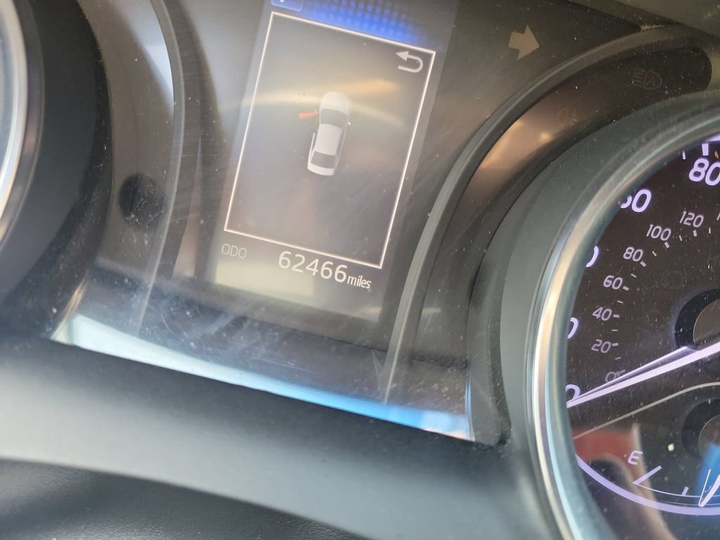 Certified 2018 Toyota Camry LE FWD image 28
