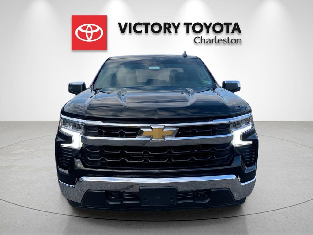 Used 2023 Chevrolet Silverado 1500 LT AWD/4WD image 8
