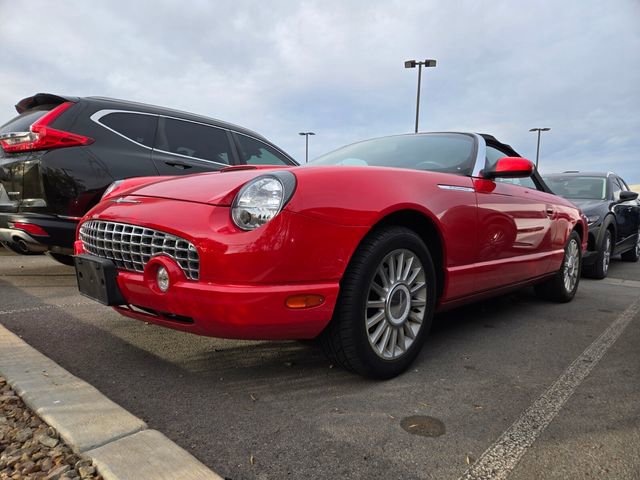 Used 2005 Ford Thunderbird image 2