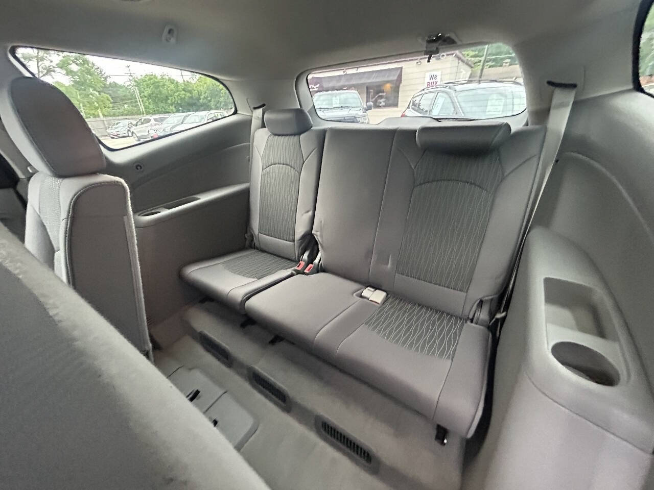 Used 2013 Chevrolet Traverse LS FWD image 7