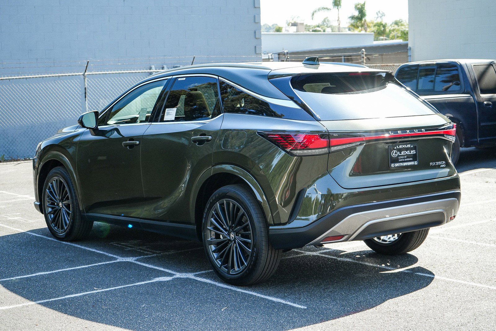 New 2026 Lexus RX 350h AWD/4WD image 4