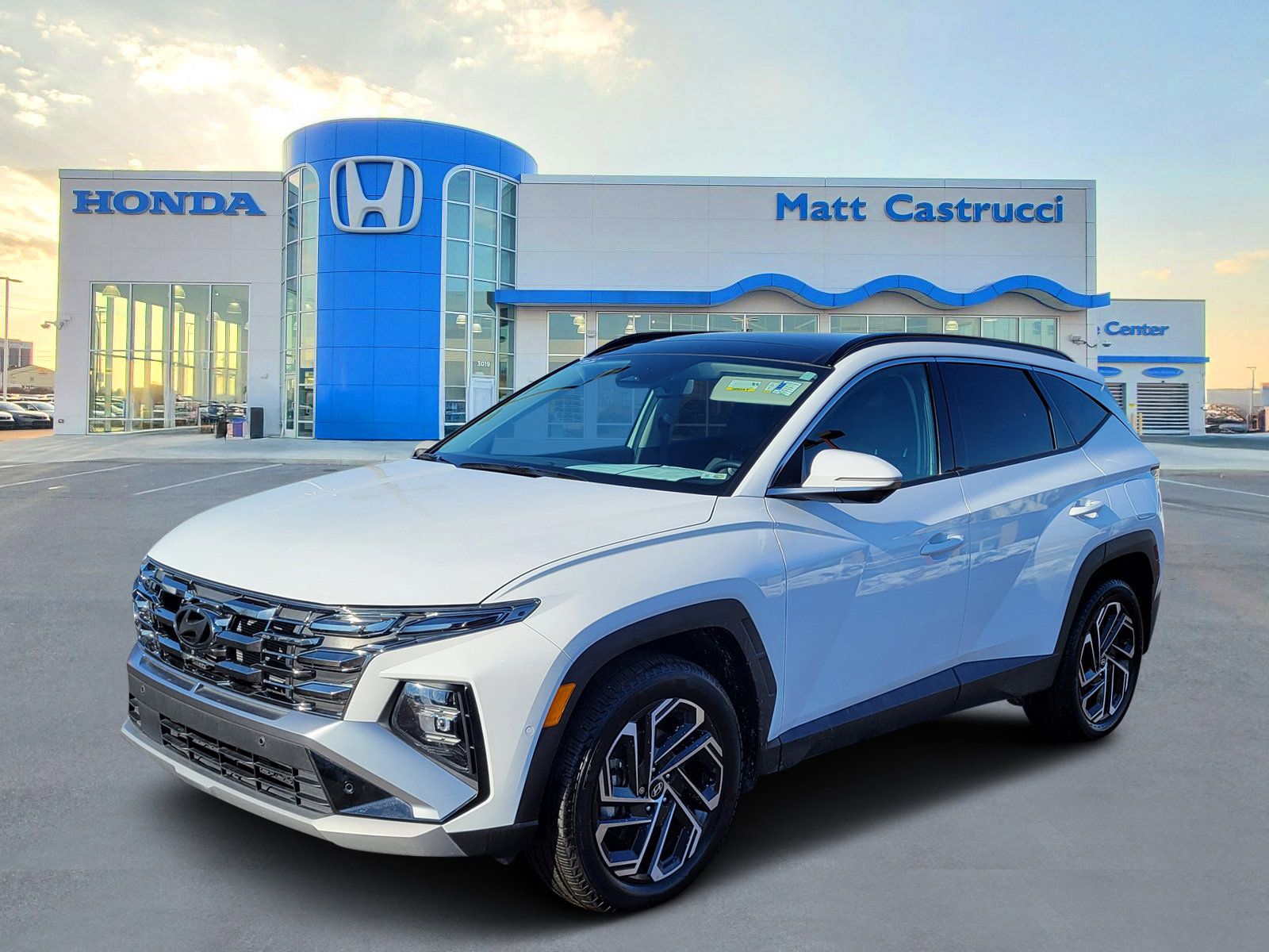 Used 2025 Hyundai Tucson Limited image 2