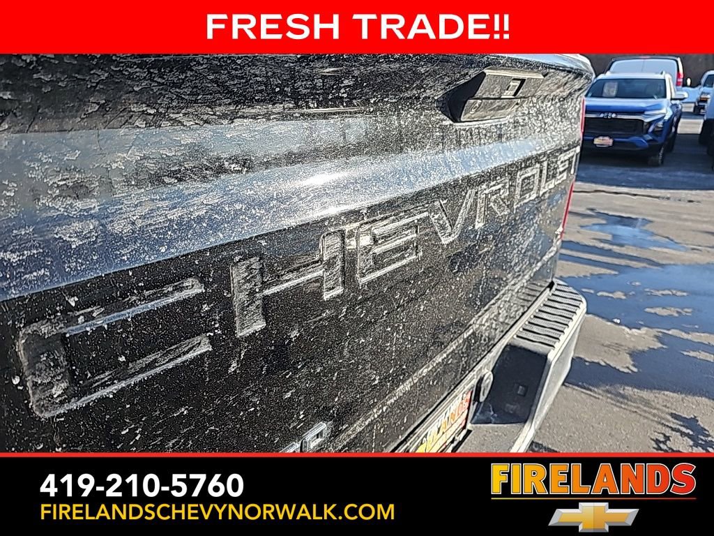 Used 2022 Chevrolet Silverado 1500 LT w/ Z71 Off-Road Package image 24