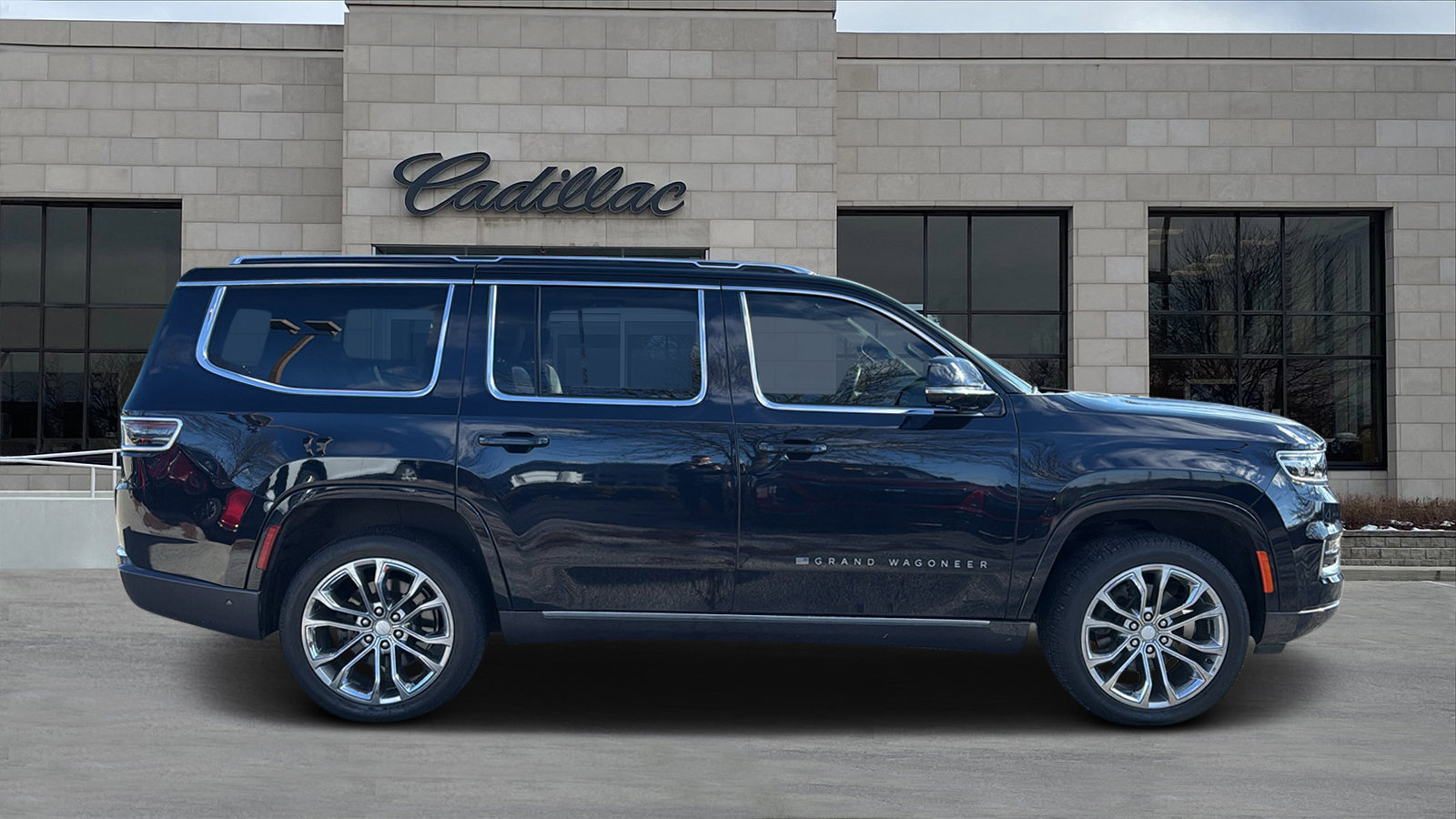 Used 2022 Jeep Grand Wagoneer Series II image 2