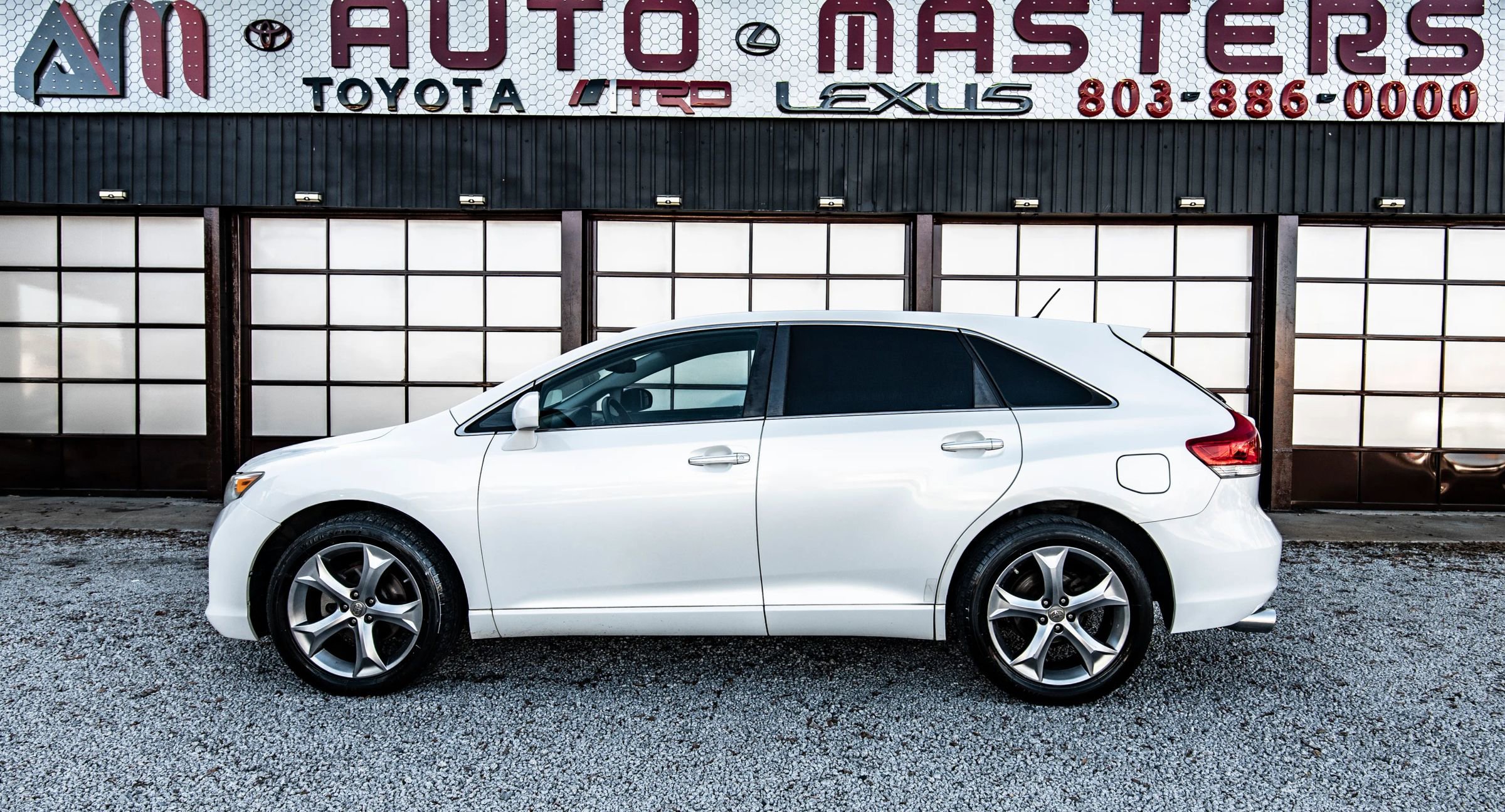 Used 2010 Toyota Venza image 1