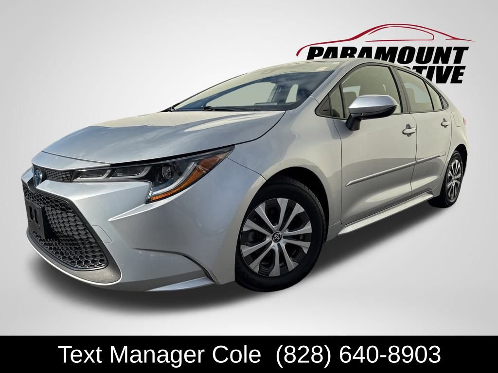 Used 2022 Toyota Corolla LE image 1
