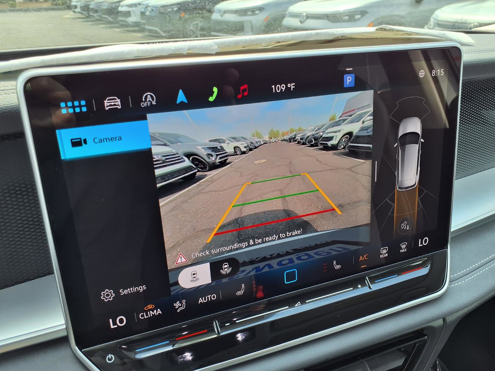 New 2026 Volkswagen Tiguan SE image 17