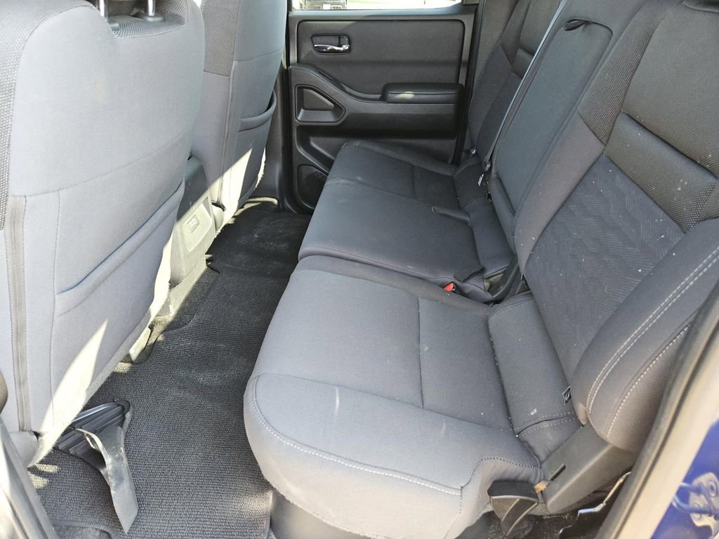 Used 2022 Nissan Frontier SV w/ Technology Package image 27