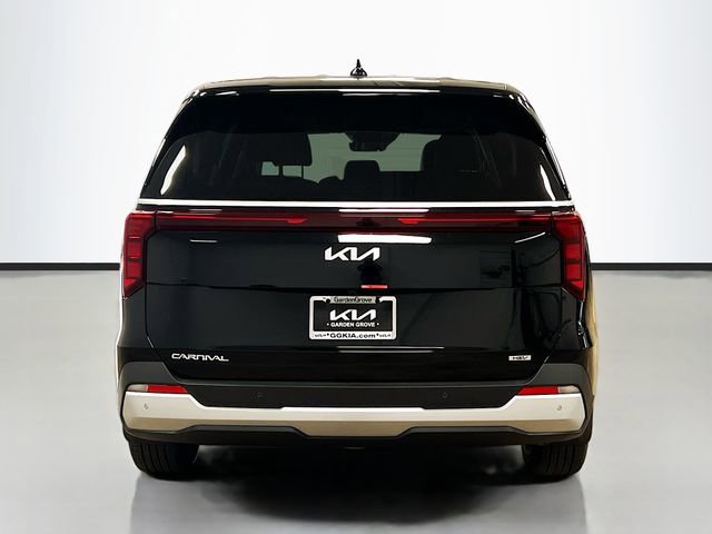 New 2026 Kia Carnival LXS image 6